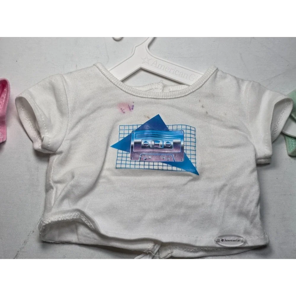 American Girl Set of T-Shirt‎ Clothes with Hangers